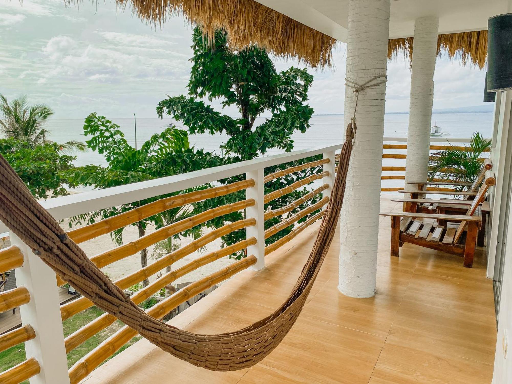 Avila'S Horizon Dive Resort Santander Extérieur photo