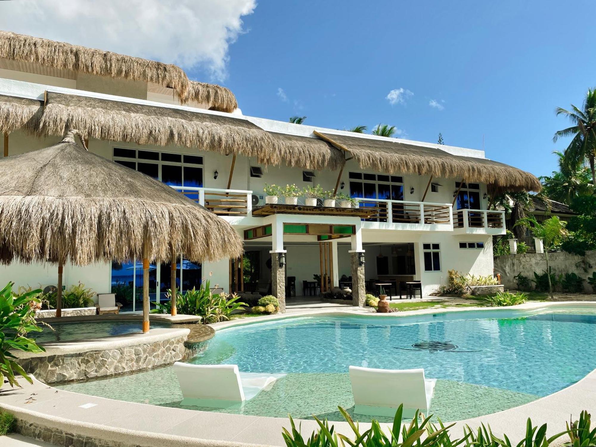 Avila'S Horizon Dive Resort Santander Extérieur photo